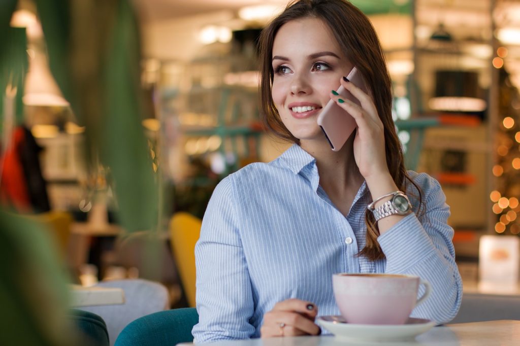 Wirtualna centrala telefoniczna czy miejscowa – która lepsza?