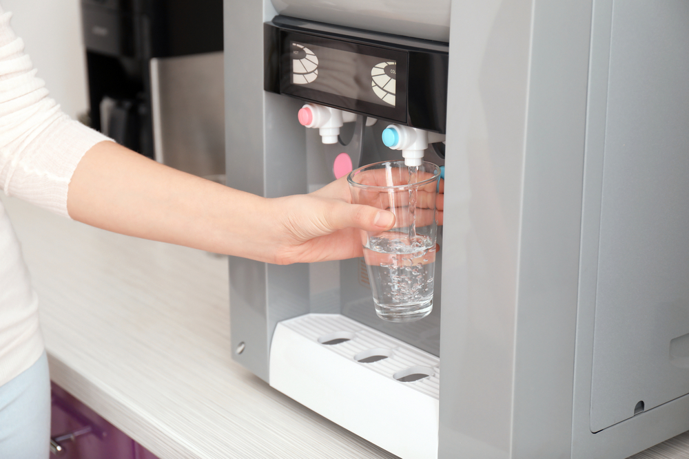 Automat do wody - praktyczne i wygodne rozwiązanie do firmy